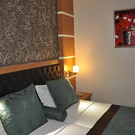 Malahit Exclusive Hotel