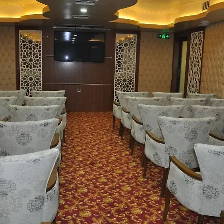 Malahit Exclusive 2*