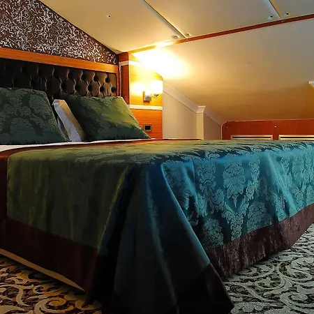 Malahit Exclusive Hotel
