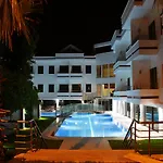 Ξενοδοχείο Malahit Exclusive 2*